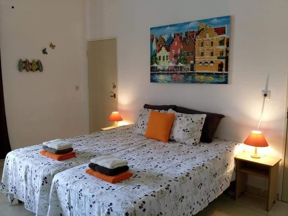 Abaai Resort B&B Willemstad Buitenkant foto